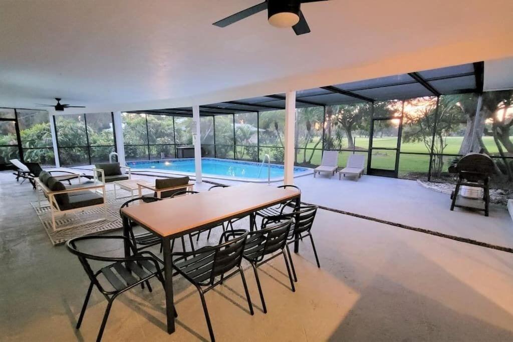Remodeled 4Br Pool Home / Golf View/Near Beaches Sarasota Exterior foto